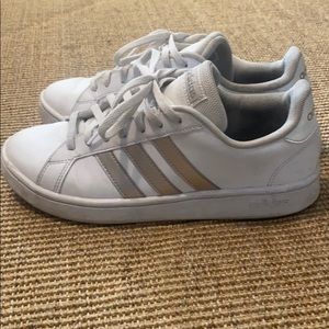 Women’s Adidas Sneakers